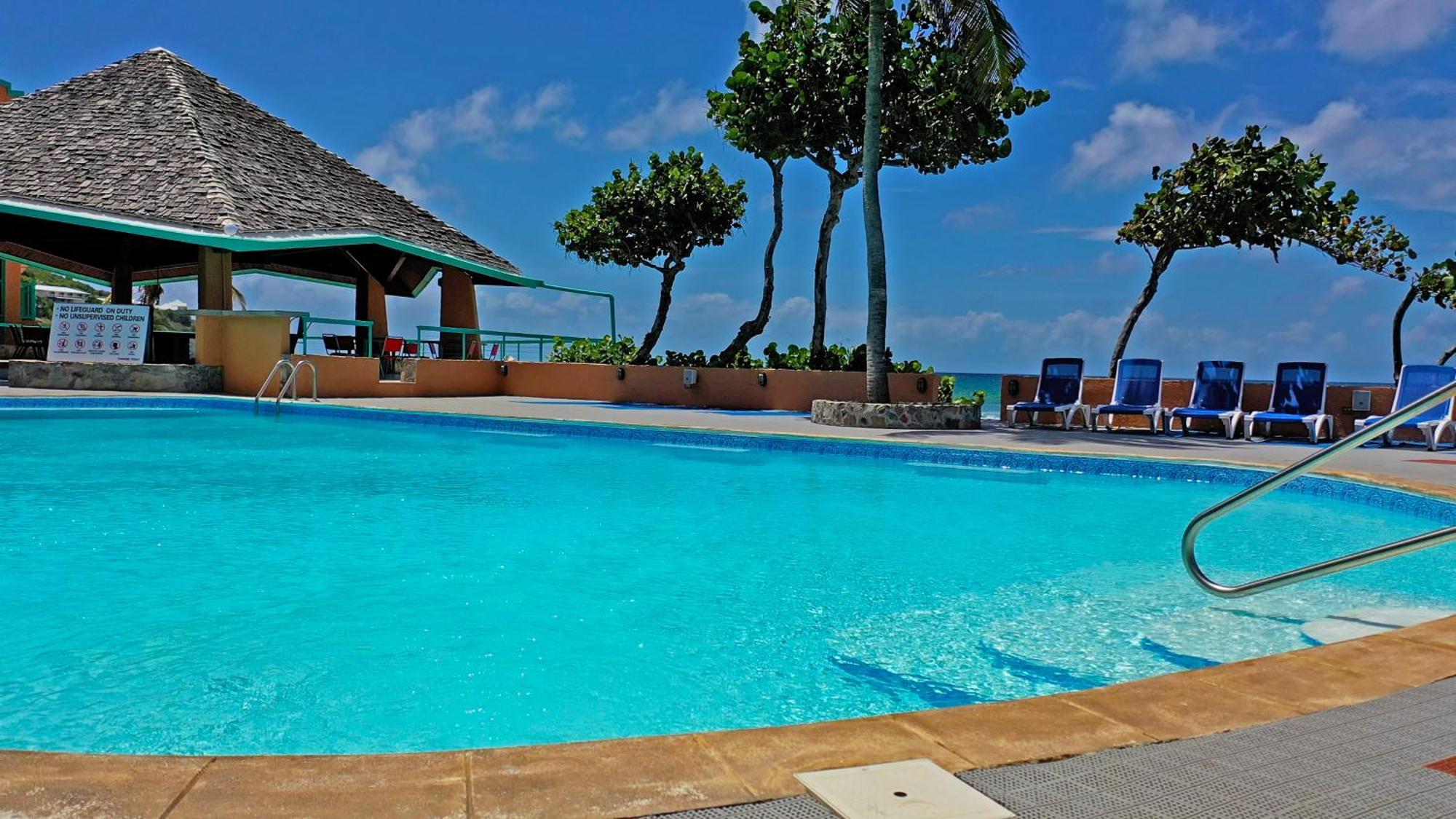 Grapetree Bay Hotel And Villas Кристианстед Экстерьер фото
